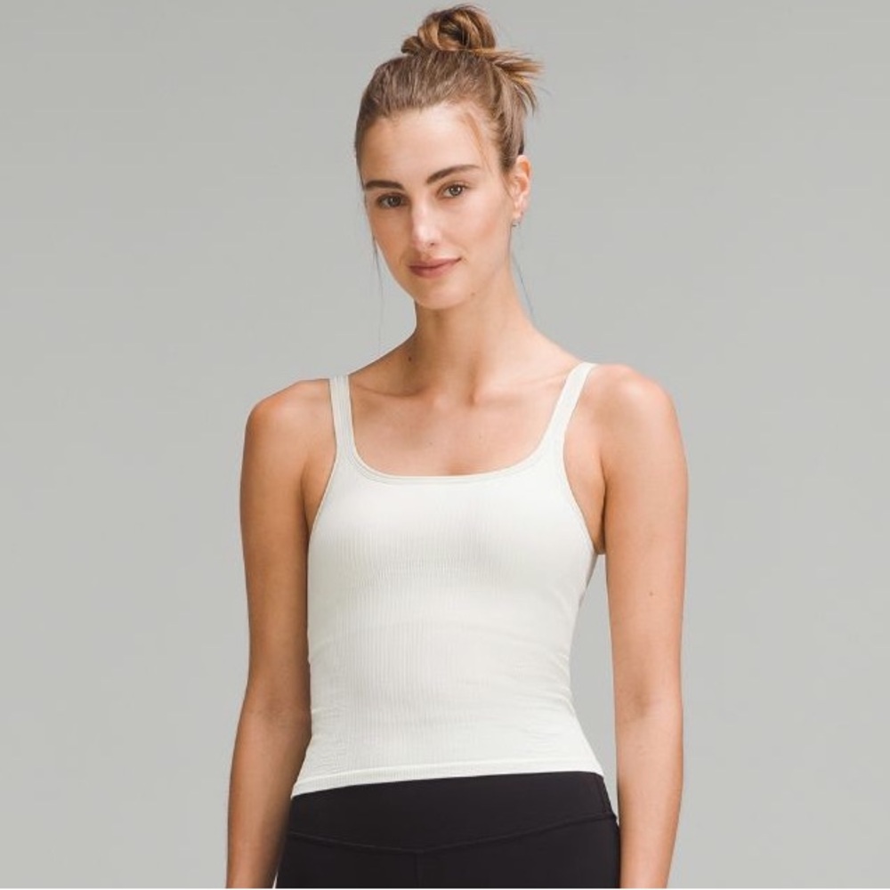 Ebb Street Scoop-Neck Cropped Tank